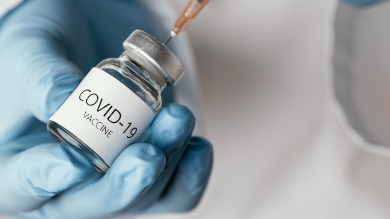 Academia Nacional de Medicina pide no combinar vacunas anticovid-19