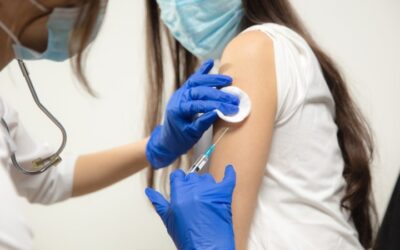 Priorizar la vacunación de 18 a 29 años en América Latina y África