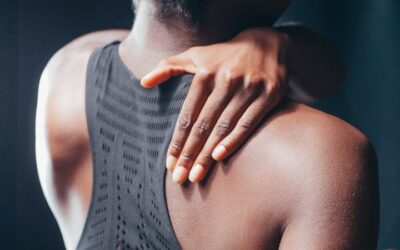 Ejercicios para aliviar el dolor de espalda superior y el dolor de cuello
