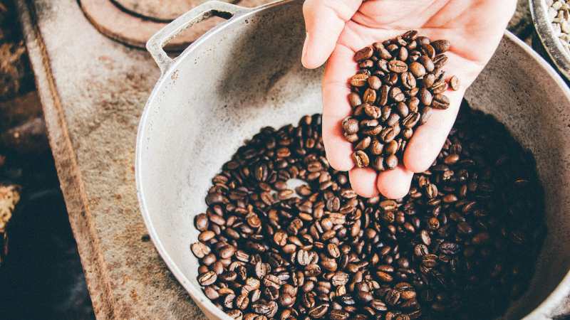 Beneficios de la cafeína en la piel