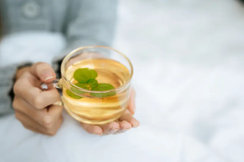 té verde en las mañanas