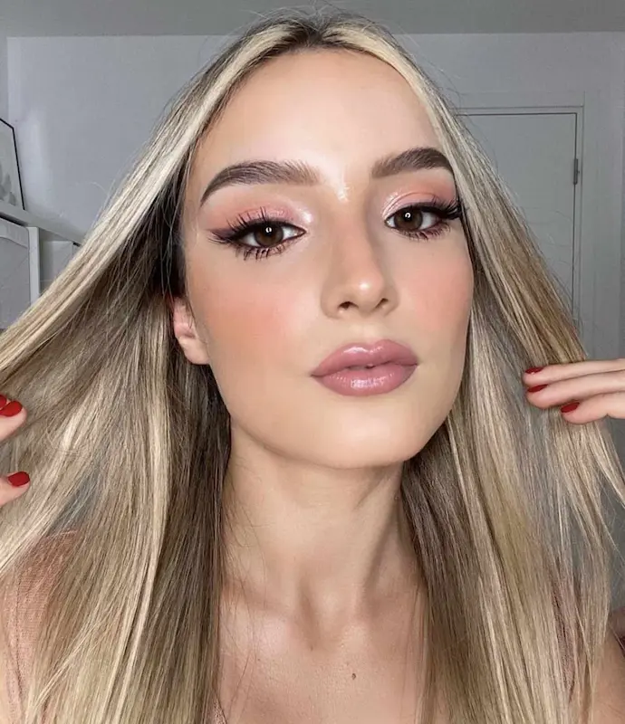 baby pink makeup 2