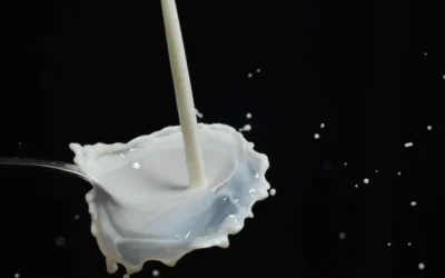 Cuidado de la piel con leche para cutis secos y sensibles