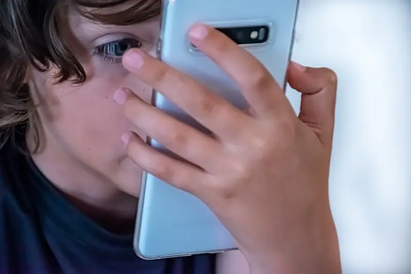 Las redes sociales: una amenaza para el bienestar emocional de los jóvenes