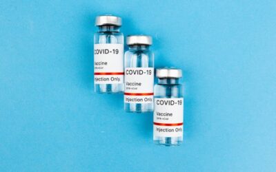 Hombre recibe 217 vacunas contra el COVID-19