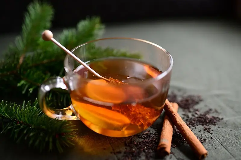 Té de canela y banana: alivia el estrés y concilia el sueño (+Video)
