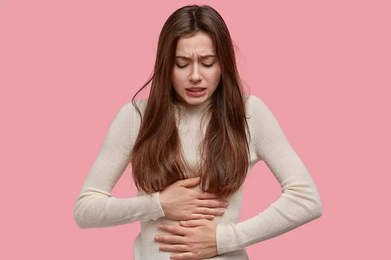 ¿Por qué siempre tengo el vientre hinchado?