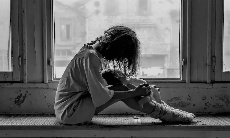 Más allá de la tristeza: comprendiendo la depresión