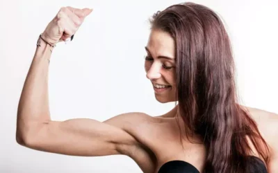 Fortalecer los brazos sin gimnasio: ejercicios efectivos en casa