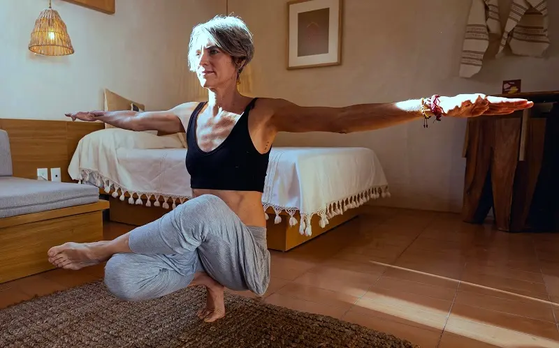 El Equilibrio en la Tercera Edad: Un Desafío Común y Sus Implicaciones