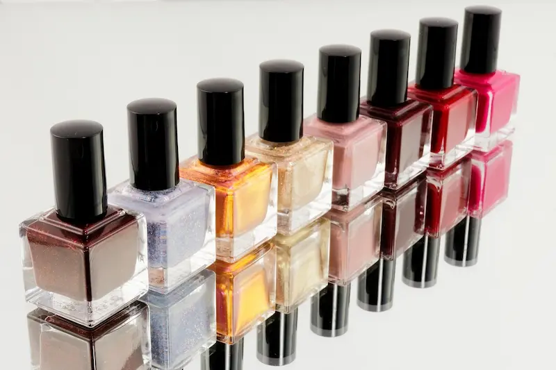 Nueva regulación en la UE para el esmalte de uñas semipermanente: Lo que necesitas saber