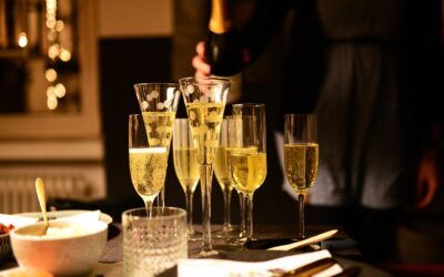 Descubre por qué la edad de consumo de alcohol está bajando