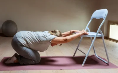 Pilates en silla: 5 Ejercicios para corregir la postura y ganar flexibilidad