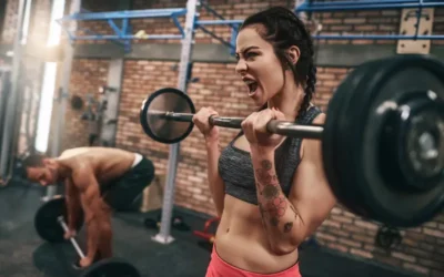 Fuente de la juventud en las pesas: Cómo el entrenamiento de fuerza revierte el envejecimiento corporal